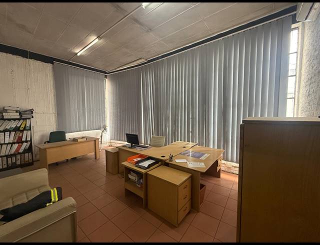 300M² WAREHOUSE TO LET IN ALRODE